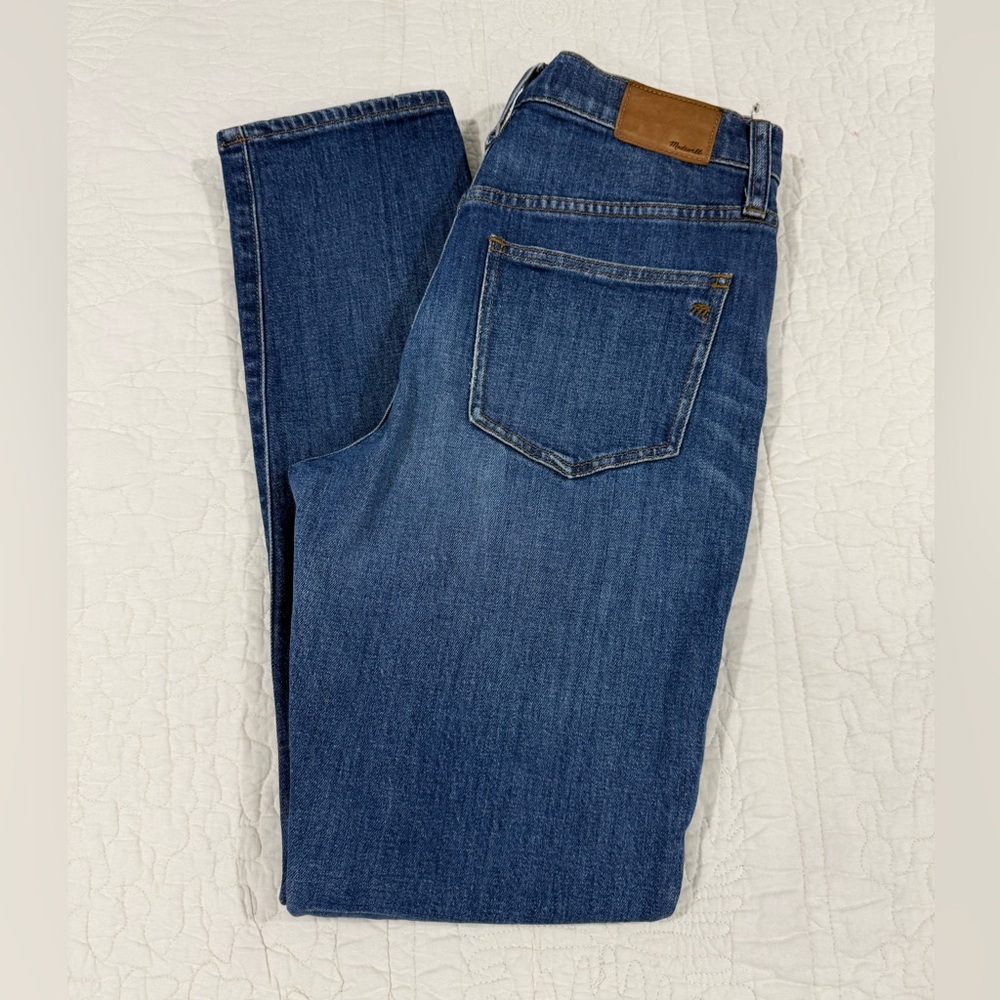 Madewell Women's High Rise Jeans in Blue / stretch jeans Size 24.